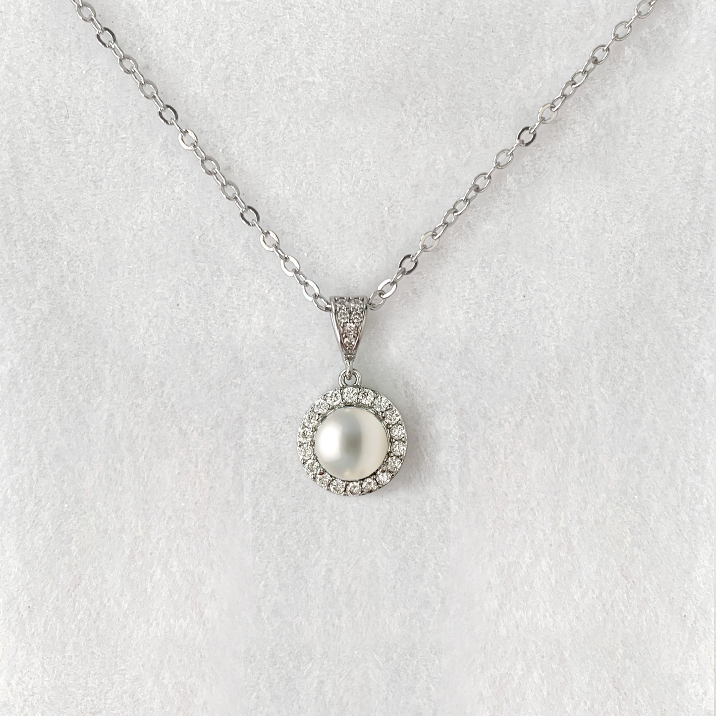 Pearl Halo Necklace